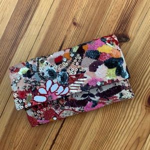 Sparkled Flora Clutch
